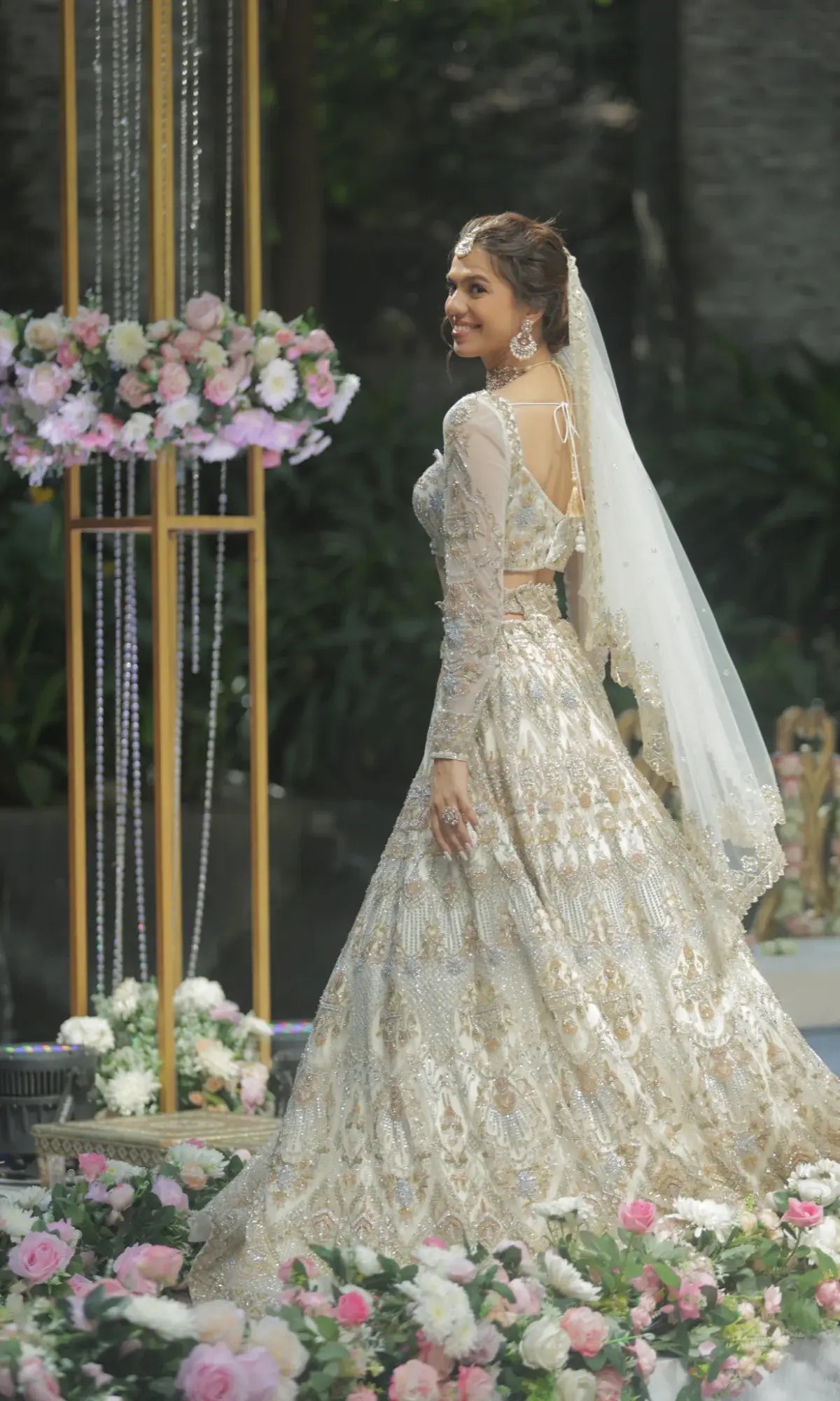 WEDDING WOMEN