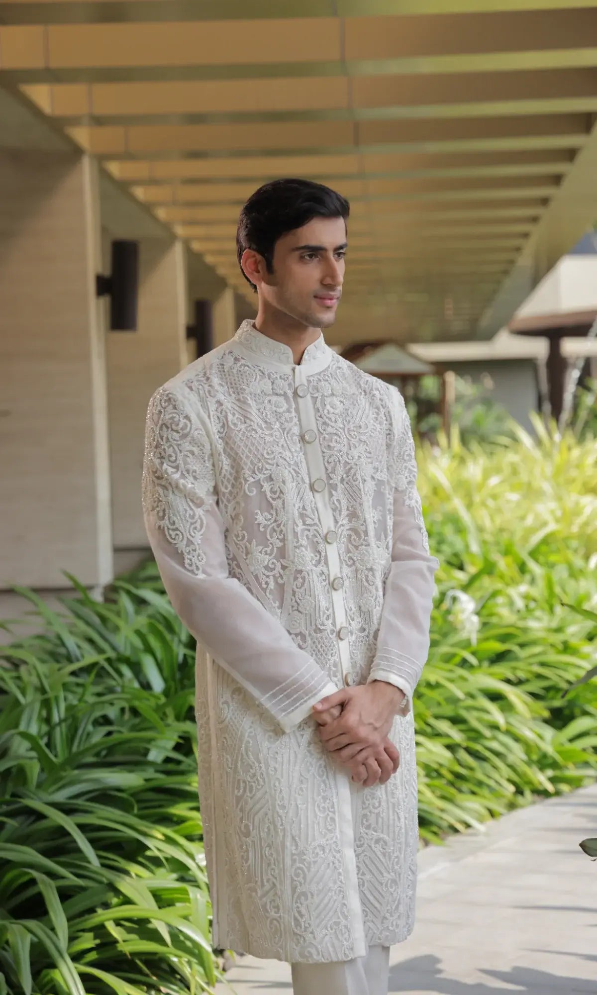 Sherwani Men