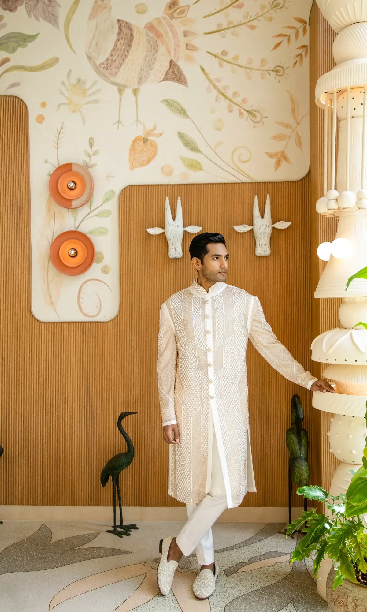 Sherwani Men