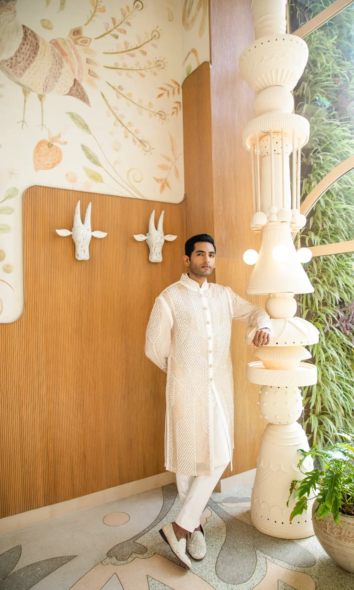 Sherwani Men