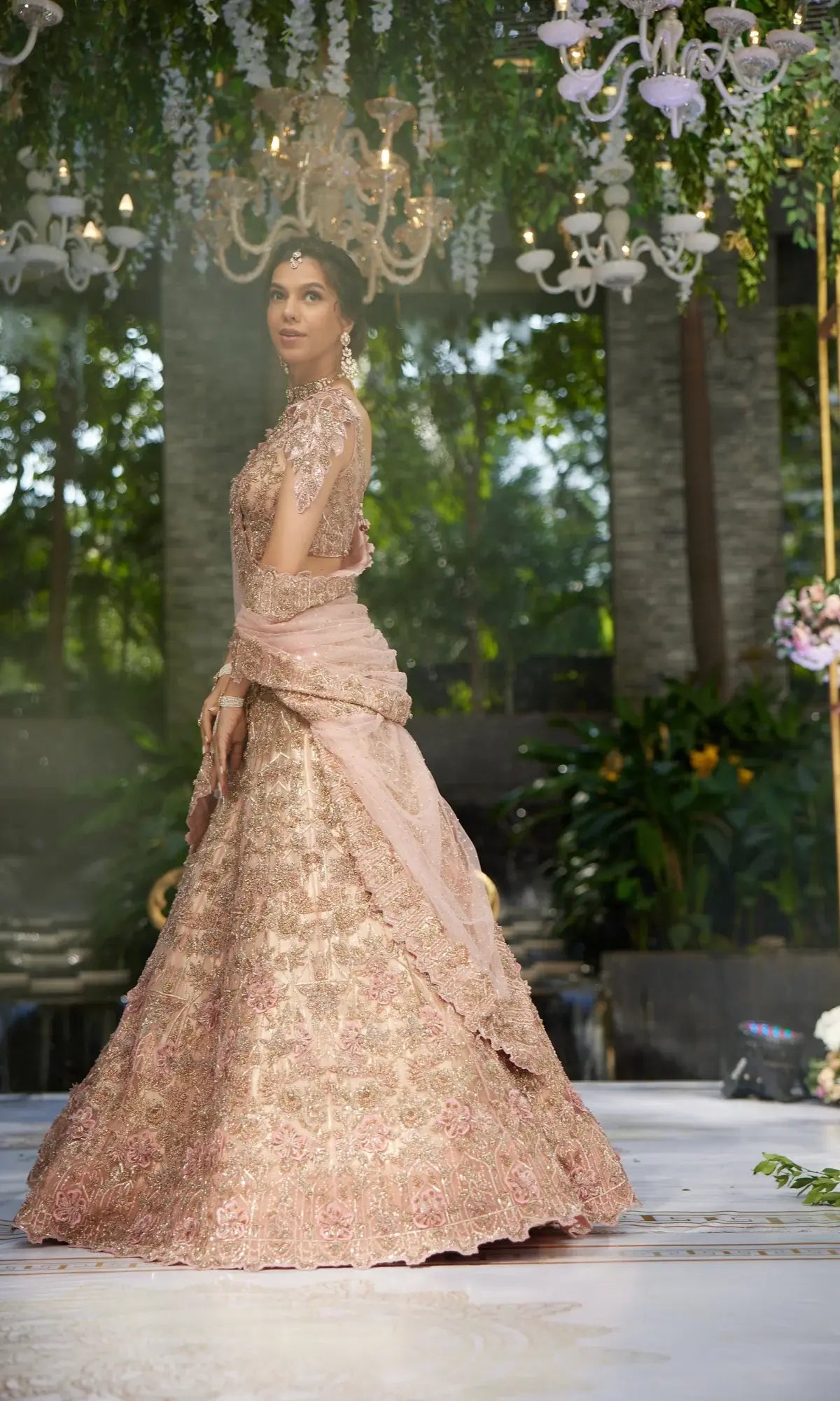 WEDDING WOMEN