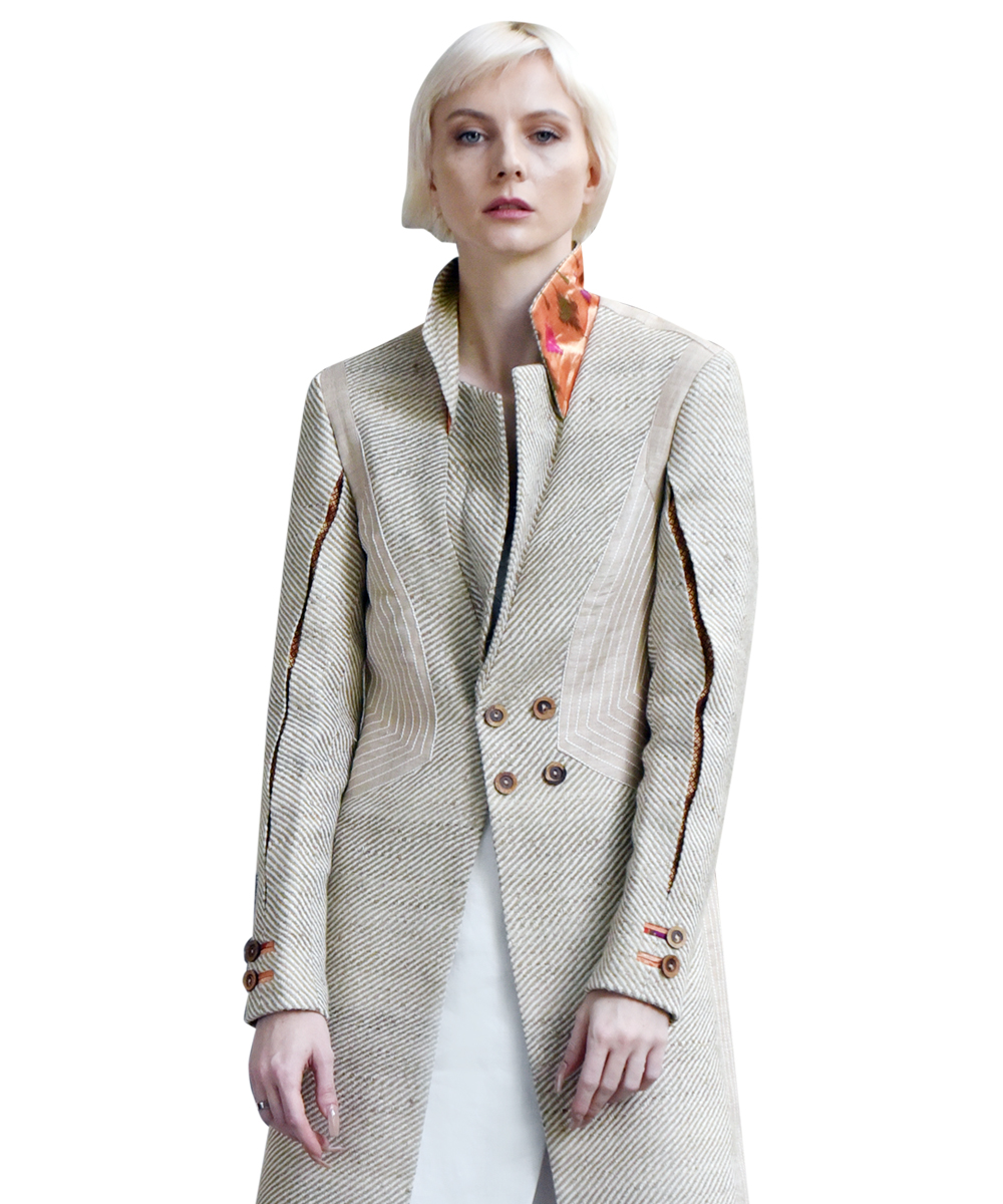 Beige silk jacket with brocade detaill